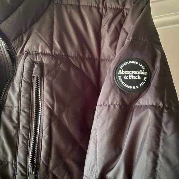 Abercrombie Kids Black Quilted Full Zip Jacket Water and Wind Resistant - Picture 5 of 6